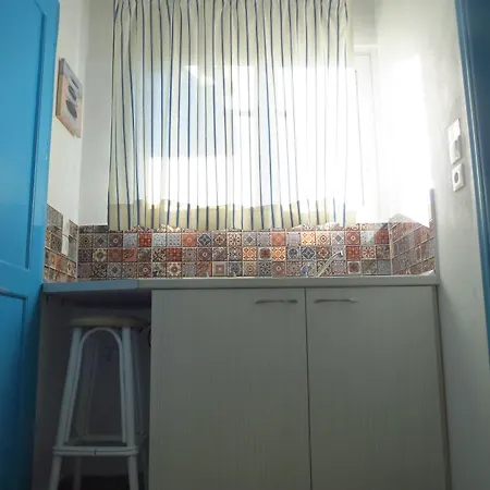 Vivian * Ialysos (Rhodes)