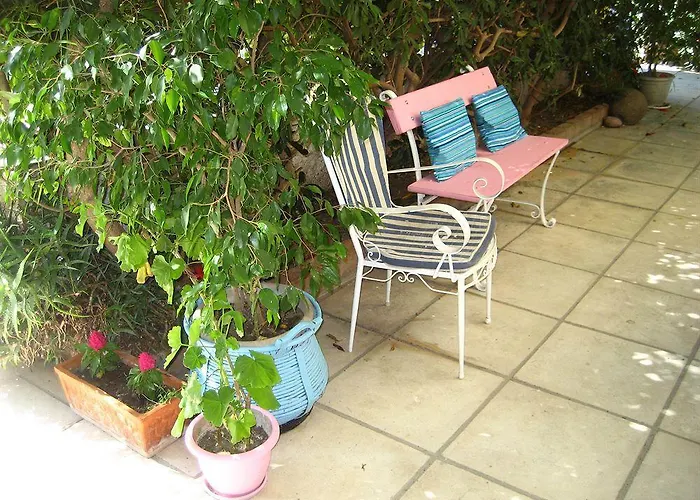 Vivian شقة إياليسوس